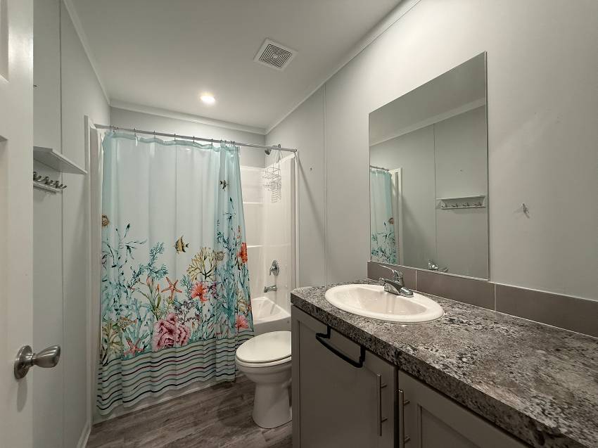 16 Peach Ave a Bradenton, FL Mobile or Manufactured Home for Sale